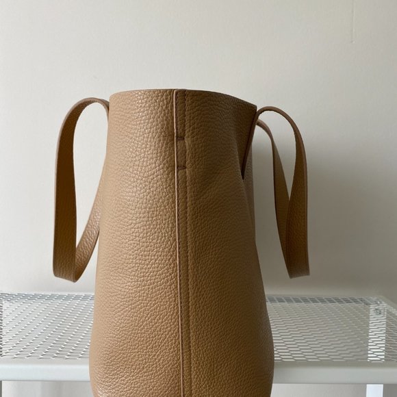 Cuyana Small Tote and Insert - Picture 2 of 7